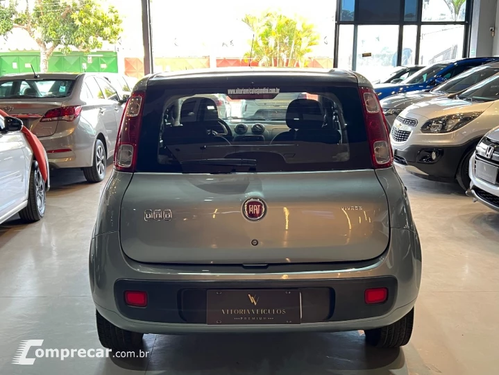 UNO 1.0 EVO VIVACE 8V FLEX 4P MANUAL