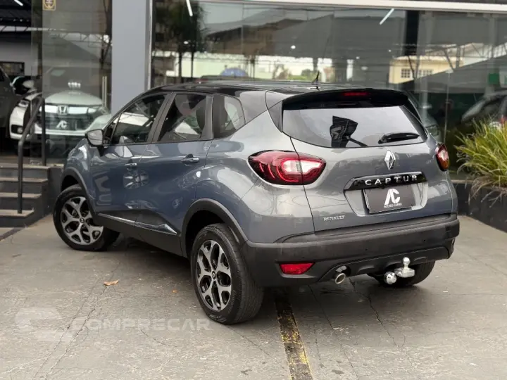 CAPTUR Life 1.6 16V Flex 5p Aut.