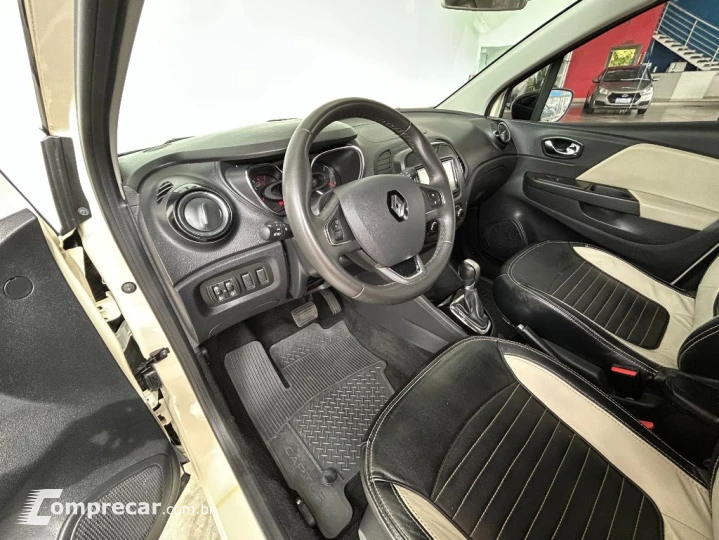 CAPTUR Life 1.6 16V Flex 5p Aut.