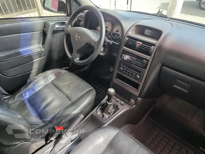 ASTRA 2.0 MPFI Advantage 8V
