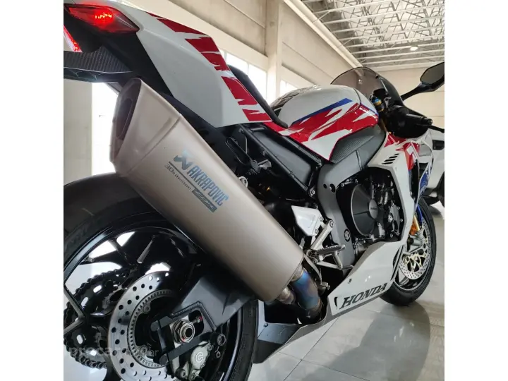 CBR 1000 RR-R FIREBLADE SP 30TH EDITION