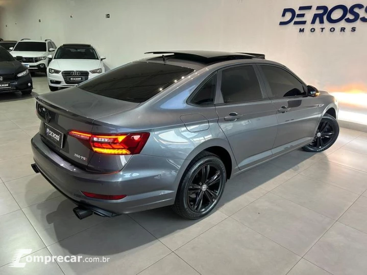 JETTA R-LINE 250 TSI 1.4 FLEX 16V AUT.