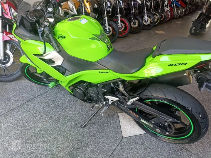 NINJA 400