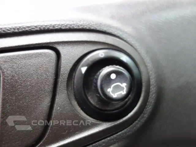 FIESTA SEDAN - 1.6 NEW FIESTA SE 16V 4P MANUAL