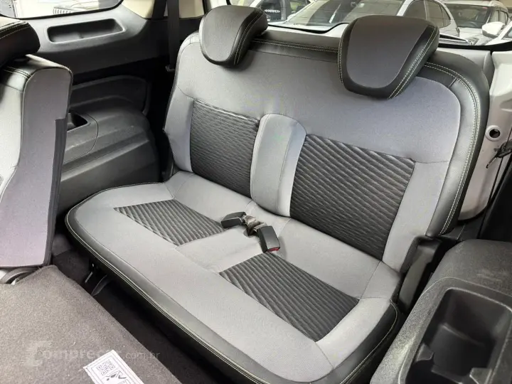 Spin 1.8 Activ7 8V Flex 4P Automático