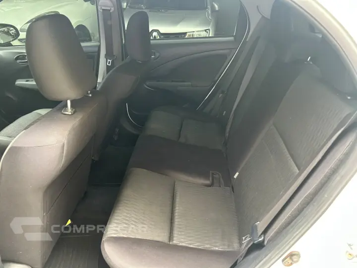 ETIOS 1.5 XS 16V FLEX 4P MANUAL