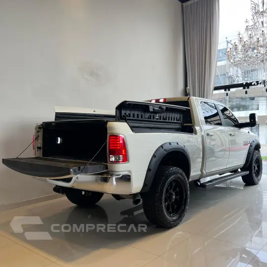 2500 6.7 Laramie 4X4 CD I6 Turbo