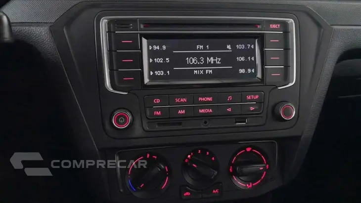VOYAGE 1.0 12V MPI TOTALFLEX 4P MANUAL
