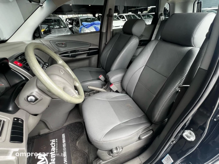 TUCSON 2.0 MPFI GLS 16V 143CV 2WD GASOLINA 4P AUTOMÁTICO