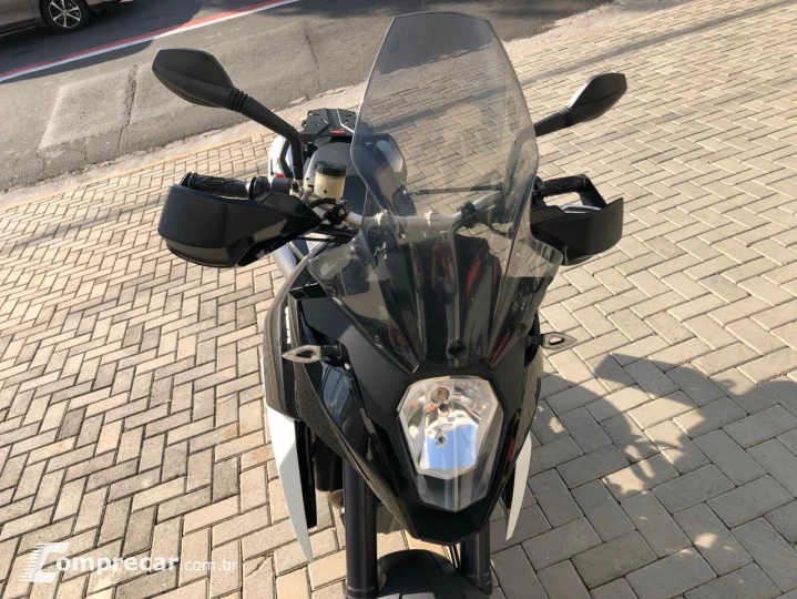 SUPERMOTO 990 T