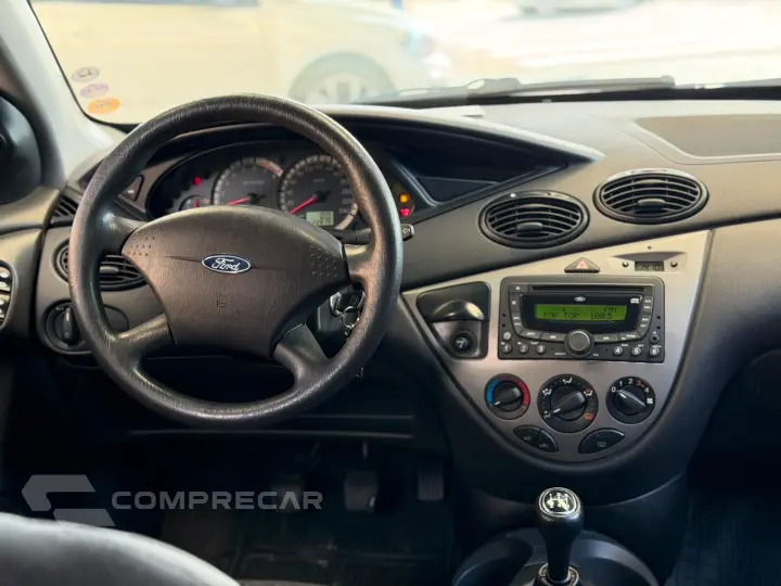 Focus Sedan 1.6/1.6 Flex 8V/16V 4p Mec.