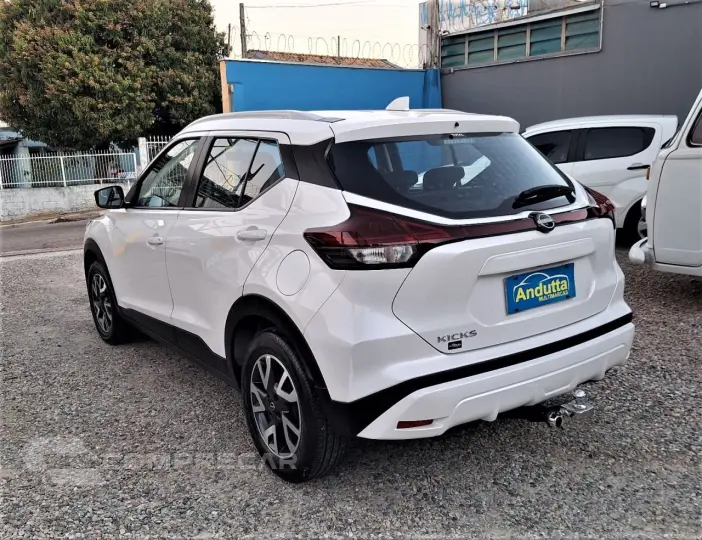 Kicks 1.6 16V 4P FLEXSTART SENSE XTRONIC AUTOMÁTICO CVT