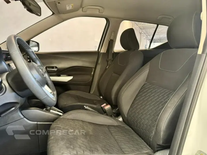 KICKS ADVANCE CVT