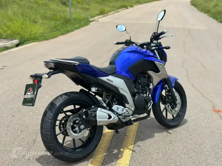 FZ25 FAZER