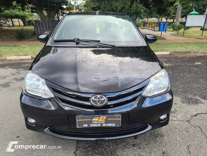 ETIOS 1.5 X Plus Sedan 16V