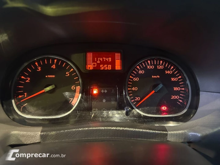 DUSTER TECHROAD 2.0 Hi-Flex 16V Aut.