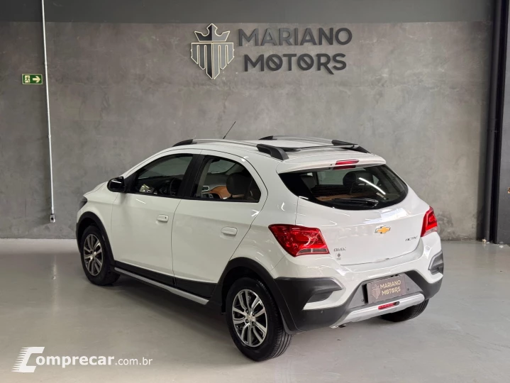 ONIX 1.4 MPFI ACTIV 8V FLEX 4P AUTOMÁTICO