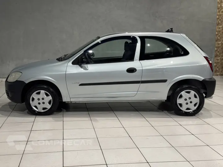 CELTA 1.0 MPFI Life 8V