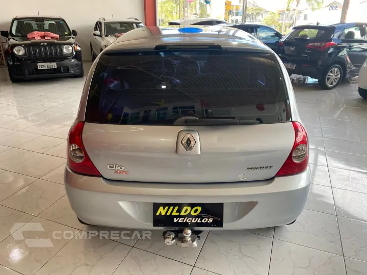 CLIO 1.0 Authentique 8V