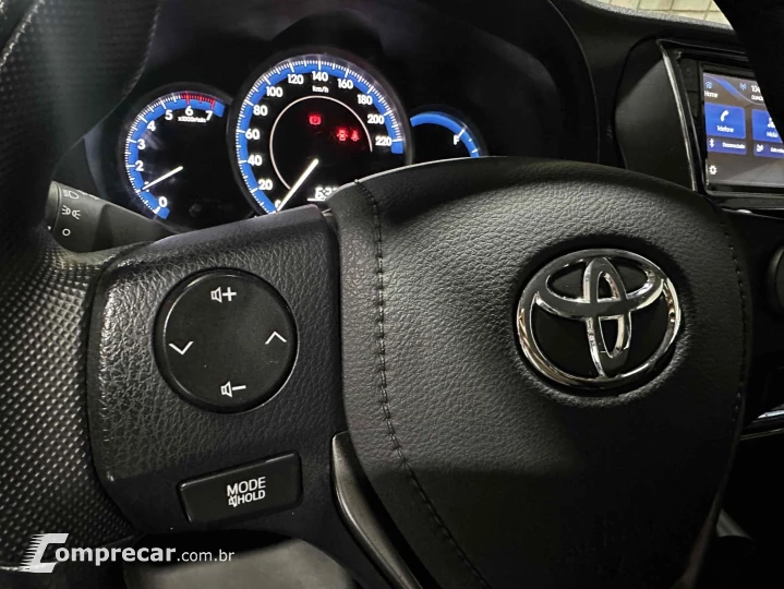 YARIS 1.5 16V FLEX SEDAN XL LIVE MULTIDRIVE