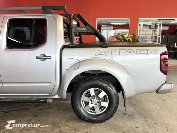 FRONTIER 2.5 SV ATTACK 4X4 CD TURBO ELETRONIC DIESEL 4P MANU