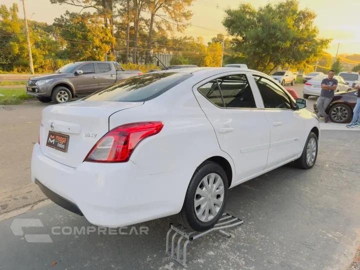 Versa Sedan 1.6 16V 4P FLEX SV