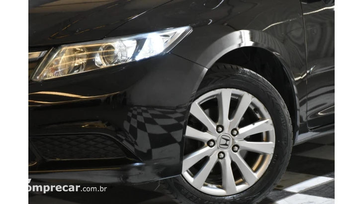 CIVIC - 1.8 LXS 16V 4P AUTOMÁTICO