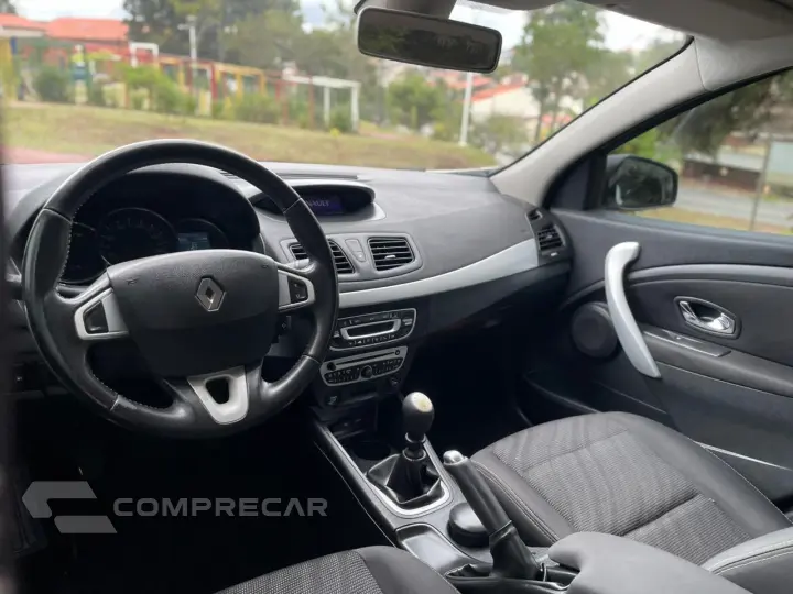 FLUENCE 2.0 Dynamique 16V