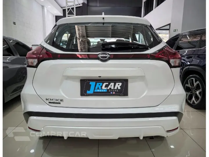 KICKS PLAY 1.6 16V FLEXSTART ADVANCE PLUS XTRONIC