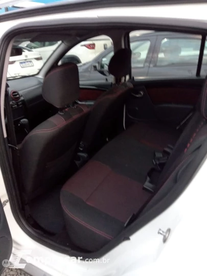 Sandero 1.6 16V 4P FLEX STEPWAY AUTOMÁTICO