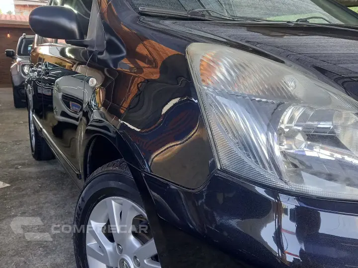 Livina 1.8 S 16V Flex 4P Automático