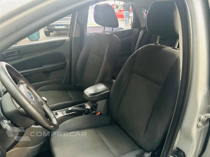 FOCUS 1.6 8V