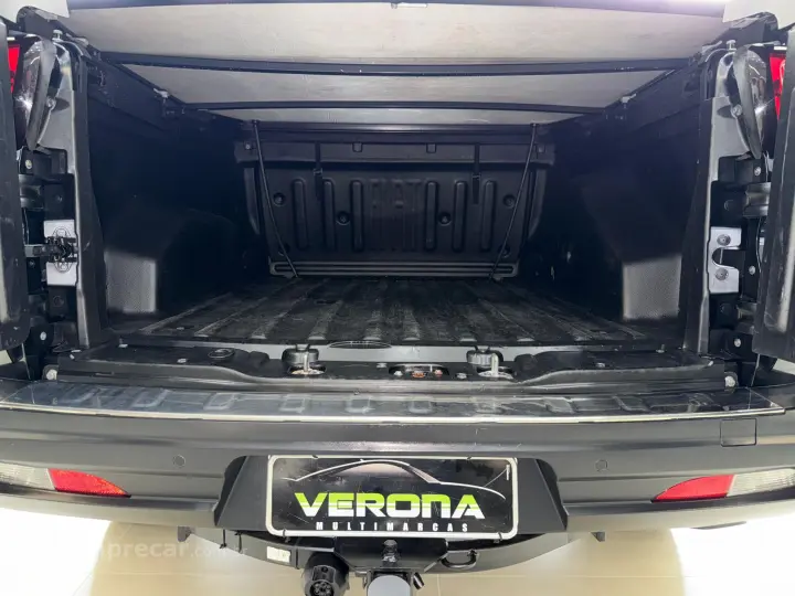 TORO 2.0 16V Turbo Freedom 4WD AT9