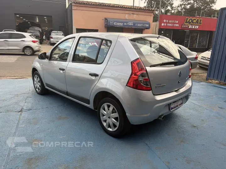 SANDERO 1.6 Expression 8V