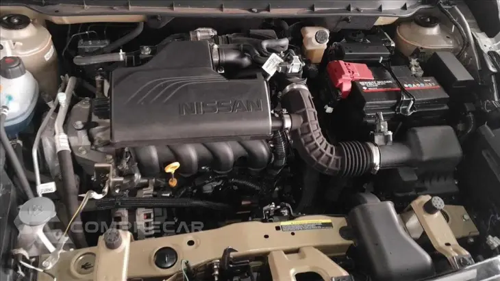 KICKS PLAY 1.6 16V FLEXSTART SENSE XTRONIC