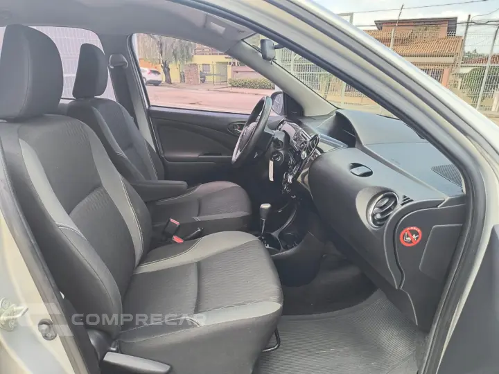 ETIOS 1.5 X Plus Sedan 16V