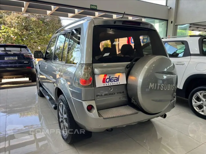 PAJERO TR4 2.0 4X2 16V 140CV FLEX 4P AUTOMÁTICO