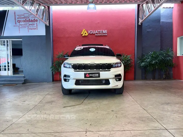 COMMANDER 1.3 T270 TURBO FLEX OVERLAND AT6