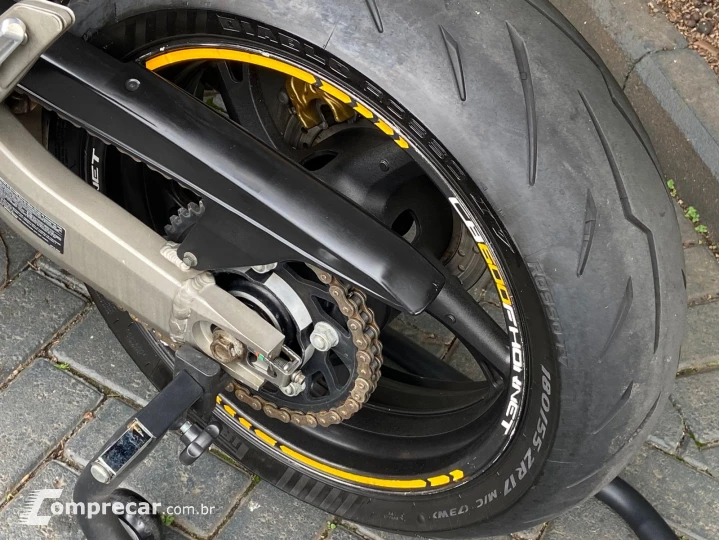 CB 600F HORNET