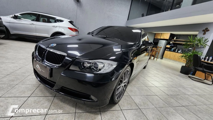 320i