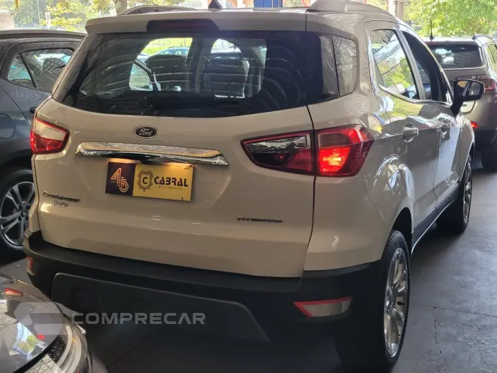 EcoSport TITANIUM 1.5 12V Flex 5p Aut.