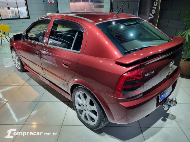 ASTRA 2.0 MPFI Advantage 8V
