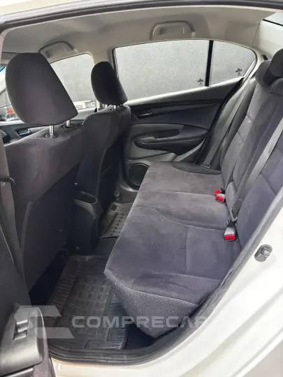 CITY 1.5 LX Sedan 16V