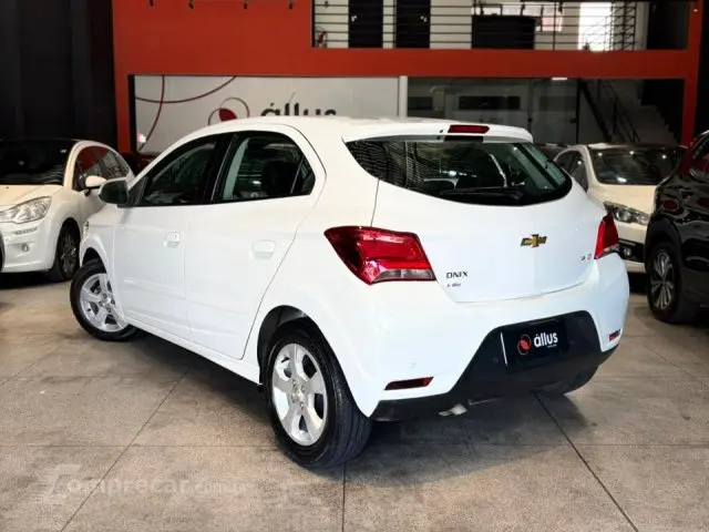 ONIX - 1.4 MPFI LT 8V 4P MANUAL