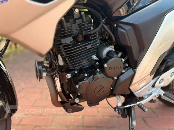 FZ25 FAZER