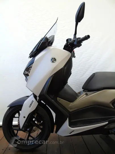 YAMAHA XMAX 250 CONNECTED ABS
