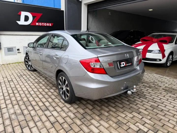 CIVIC 1.8 LXL 16V