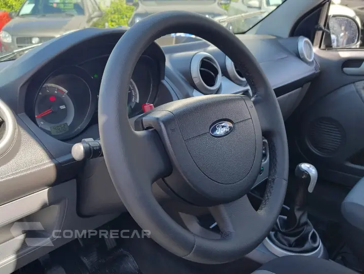 FIESTA 1.6 MPI Sedan 8V