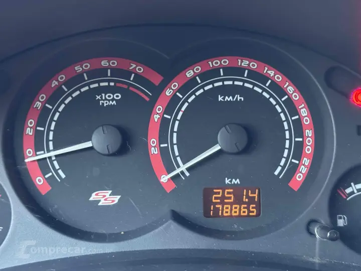 CORSA 1.8 MPFI SS 8V FLEX 4P MANUAL