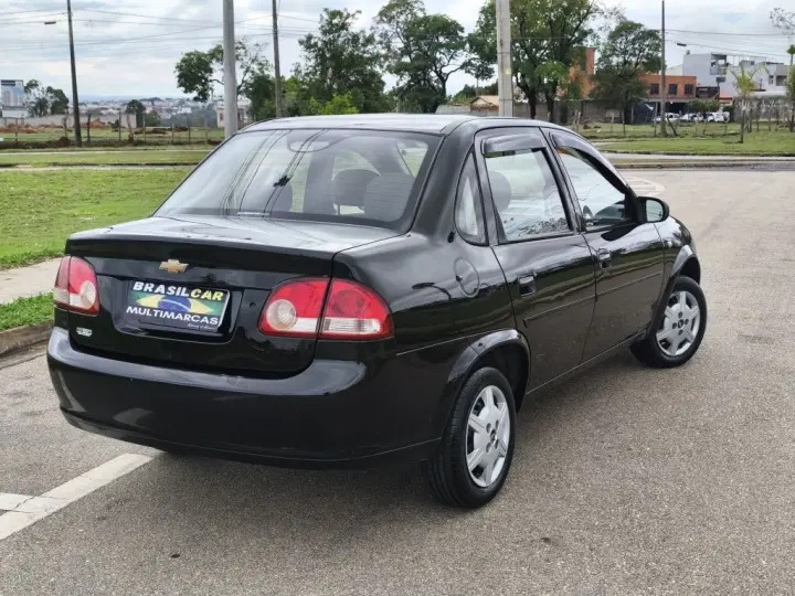 CLASSIC 1.0 MPFI LS 8V FLEX 4P MANUAL